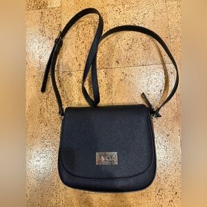 La Clé LA Saddle Flap Structured Mini Small Crossbody Bag Leather Purse (Black)